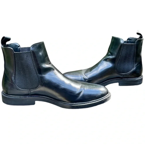 Unlisted Other - UNLISTED Peyton Chelsea Black Leather Pull On Boots Mens size 10